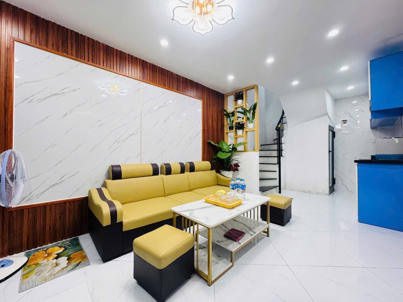 Siêu phẩm ngõ Bạch Mai, giá 5.95 tỷ, 20m2x5T, có sân, ẢNH THẬT - Ảnh chính
